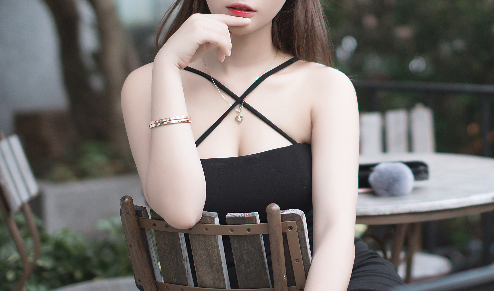 大阪・難波発 デリバリーヘルス｜SHOP NAMEイメージ